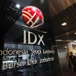 Selain Jago Terbangkan Pesawat, Awak Kabin Kini Digandeng Jadi Investor Saham Kantor Bursa Efek Indonesia