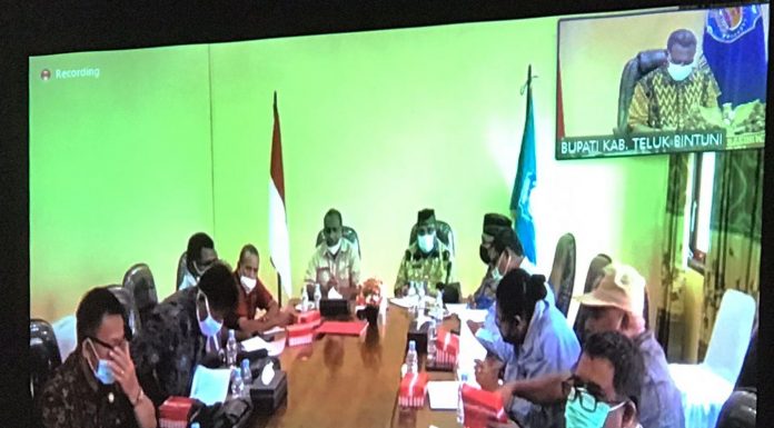 Terkait Tenaga Honorer Daerah, Bupati Petrus Kasihiw Tak Akan Menggaji Pengangguran Berseragam