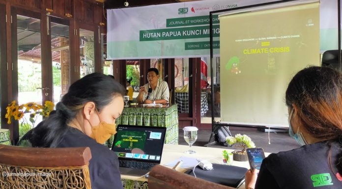 Jurnalis Dituntut Ikut Menjaga Hutan Papua sebagai Benteng Terakhir Hadapi Krisis Iklim