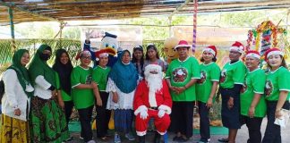 Rayakan Ulang Tahun ke-22, DWP Bintuni Keliling Kampung Berbagi Kasih