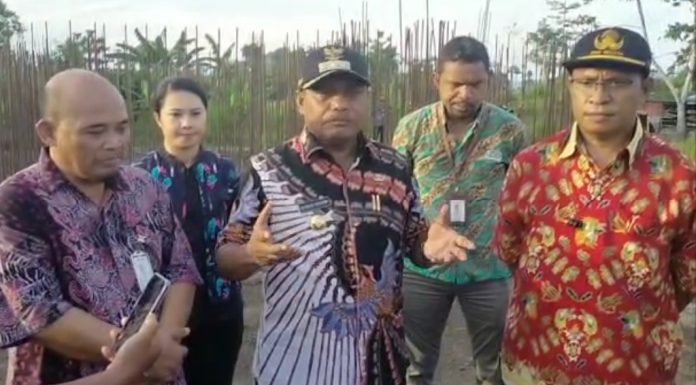 Tak Punya Kantor Sendiri, Bupati Sebut Pelayanan Bank Papua Bintuni Belum Maksimal