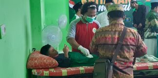 Didanai Uang Koin, Satu Orang Muallaf Ikut Khitanan Massal Gratis di PCNU Kabupaten Sorong