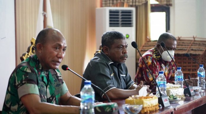 Pangdam XVIII/Kasuari : MRP Sangat Berperan Menjaga Situasi Papua Barat