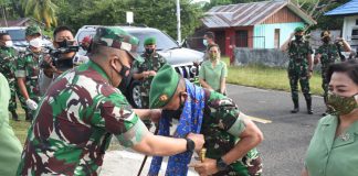 Kunjungi Kodim 1808/Mansel, Pangdam Kasuari Ajak Prajurit Bersyukur Dalam Bertugas