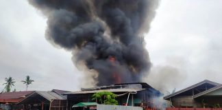 Tak Ada Mobil Pemadam Kebakaran, Rumah Warga Aimas Ludes Dilalap Api