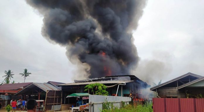 Tak Ada Mobil Pemadam Kebakaran, Rumah Warga Aimas Ludes Dilalap Api