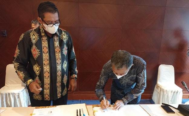 Wujudkan Sinergi BUMN, Pertamina Lubricants Pasok Pelumas ke PLN