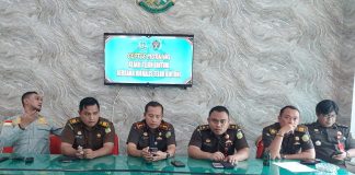 Ajak Ngopi Wartawan, Kepala Kejaksaan Bintuni Ungkap Kasus Korupsi hingga Pencabulan