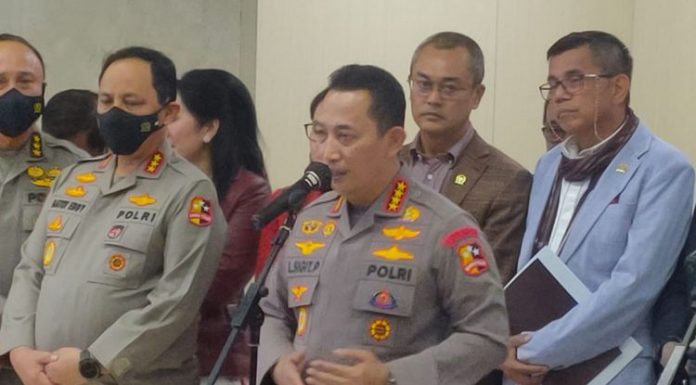 Ferdy Sambo Mengundurkan Diri dari Polisi