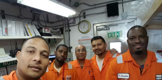 Runa Maidepa; Putra Kampung Idoor Teluk Bintuni Jadi Ahli Operasi LNG di Luar Negeri