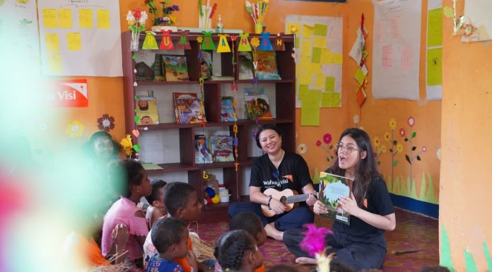 WVI Luncurkan Kampanye ‘Baca Tanpa Batas’ demi Tingkatkan Literasi Anak di Papua