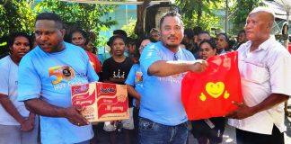 Sambut Ulang Tahun Emas, KNPI Nabire Berbagi Kasih ke Generasi Penerus Bangsa