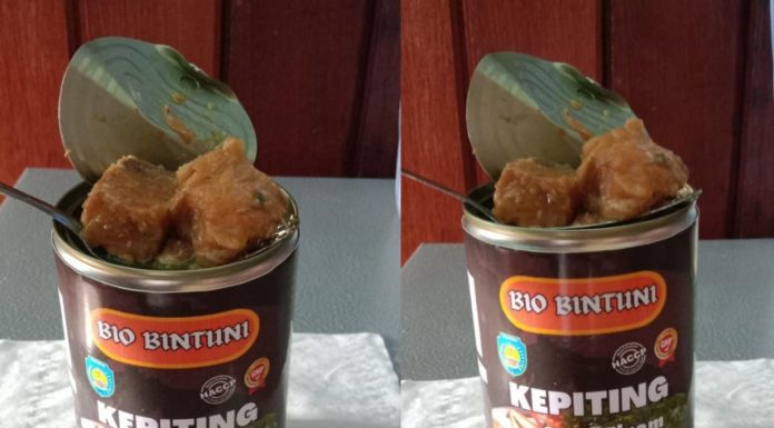 Makanan Kaleng Produksi UMKM Bintuni, Labelnya Kepiting Saos Tiram Isinya Ikan Congge Kuah Kuning