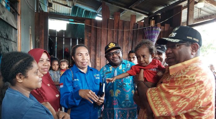 Tangani Stunting, Wakil Bupati Bintuni Angkat 30 Anak Asuh di Sebyar