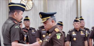 Berkunjung ke Teluk Bintuni, Kajati Papua Barat Lakukan Sosialisasi Penegakan Hukum ke Pejabat Daerah