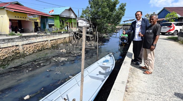 Peduli Kepada Penggiat Lingkungan, PT Badak LNG Sumbang Satu Unit Kapal