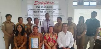 Terakreditasi Tingkat Paripurna, RSUD Teluk Bintuni Terima Sertifikat Berstandar Internasional