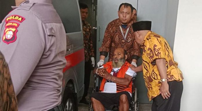 Lukas Enembe Pastikan Tak Hadiri Sidang Pembacaan Vonis