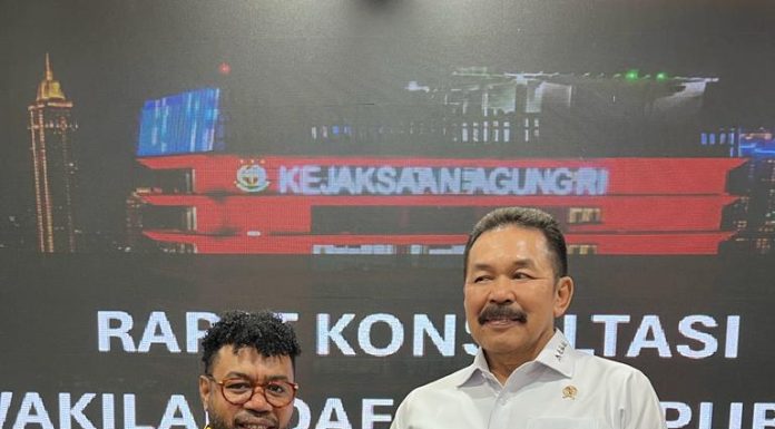 Cermati Kasus OTT di Sorong, Senator Filep Sampaikan 4 Hal Penting ke Jaksa Agung