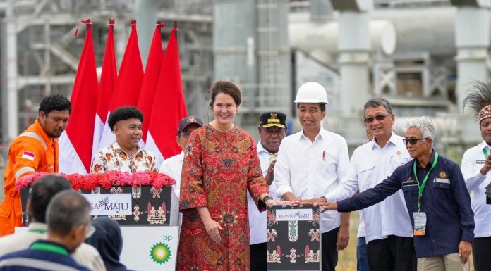 LNG Tangguh Train 3, Proyek Strategis Nasional di Teluk Bintuni Diresmikan Presiden Jokowi