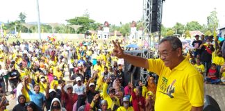 Ribuan Simpatisan Hadiri Kampanye Terbuka Partai Golkar Bintuni, Alfons Manibui Jadi Bintang Lapangan