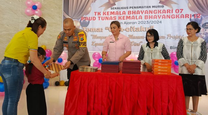 82 Anak Didik Yayasan Kemala Bhayangkari Tamatkan Pendidikan