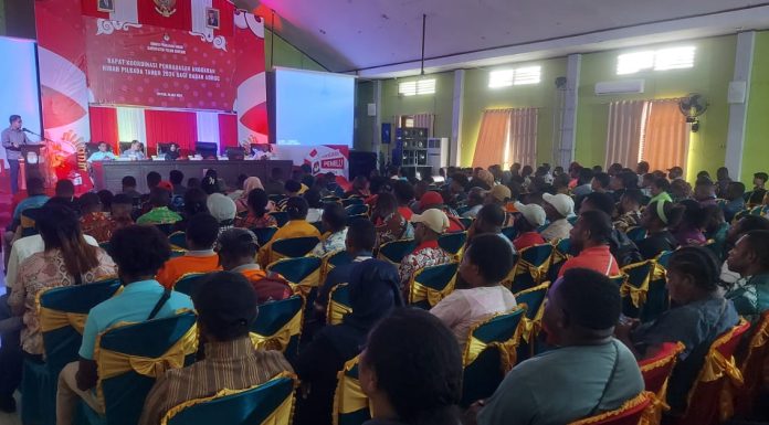 Bahas Anggaran Hibah Pilkada 2024, Sekretariat KPUD Teluk Bintuni Kumpulkan PPD dan PPS