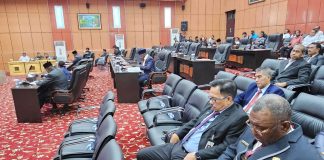 Menolak Kehadiran Alimudin Baedu, Tiga Fraksi DPRD Boikot Sidang LKPJ Bupati Teluk Bintuni