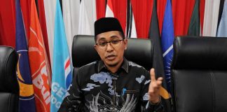 KPUD Teluk Bintuni Resmi Tetapkan Tiga Paslon Bupati-Wakil Bupati Teluk Periode 2024-2029