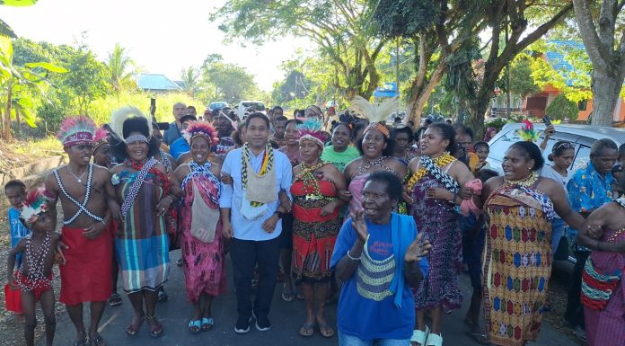 Masyarakat Kampung Lokal Teluk Bintuni Sepakat Menangkan YO JOIN