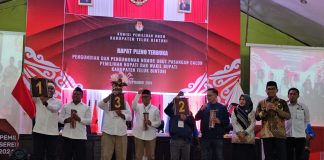 KPUD Teluk Bintuni Sukses Lakukan Pencabutan Nomor Urut, Paslon YO JOIN Nomor 01, DAMAI 02, ROMA 03