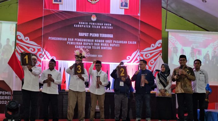 KPUD Teluk Bintuni Sukses Lakukan Pencabutan Nomor Urut, Paslon YO JOIN Nomor 01, DAMAI 02, ROMA 03