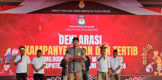Tiga Paslon Bupati-Wakil Bupati Teluk Bintuni Deklarasikan Komitmen Kampanye Aman dan Tertib
