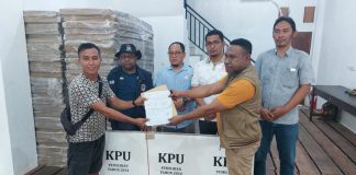 Secara Bertahap, Logistik Pelaksanaan Pilkada Mulai Diterima KPUD Teluk Bintuni