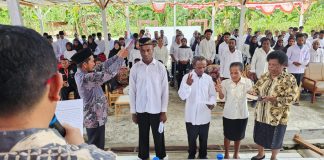 1.309 KPPS Pilkada Teluk Bintuni Dilantik Serentak di Tujuh Titik