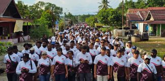 Semarak Sambut Pilkada, Ribuan Orang Ikuti Fun Jogging KPUD Teluk Bintuni