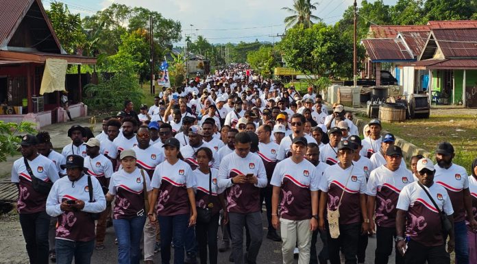Semarak Sambut Pilkada, Ribuan Orang Ikuti Fun Jogging KPUD Teluk Bintuni
