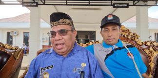 Bupati Matret Kokop Minta Pilkada Teluk Bintuni Tidak Dinodai Money Politic