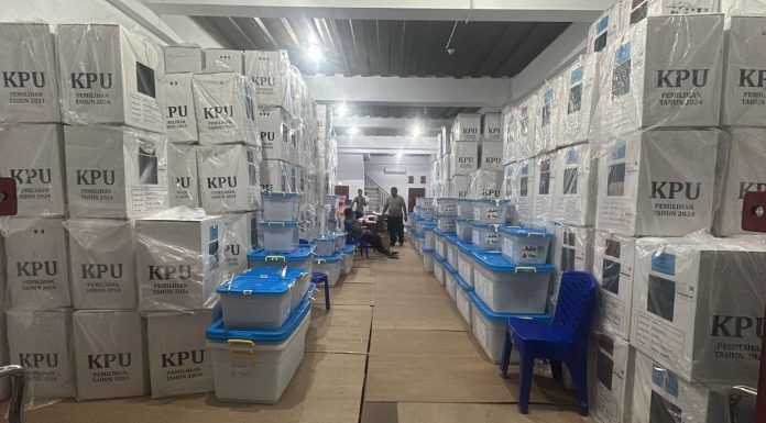 H+3, PPD 24 Distrik Tuntaskan Pleno Rekapitulasi Hasil Pemungutan Suara Pilkada Teluk Bintuni