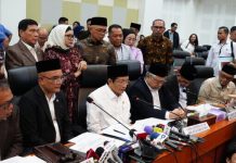 Kemenag dan Komisi VIII Sepakati Biaya Haji 2025 Turun