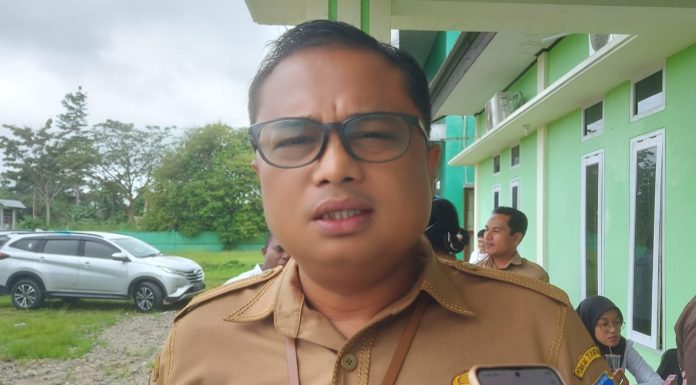 Miris!! Ada Sekolah di Tengah Kota Bintuni Tak Punya Guru MIPA
