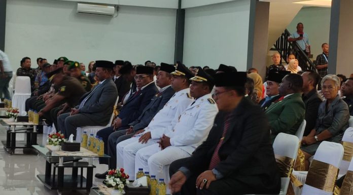 Bupati Anisto Awali Kedinasan Dengan Sederhana, Tanpa Kursi Sofa Mewah dan Mobil Patwal