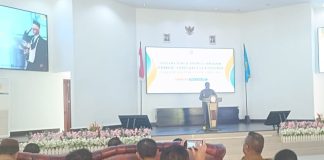 Bupati Yohanis Manibuy Ajak Pejabat Daerah Aktif Gunakan Tanda Tangan Elektronik
