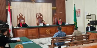 Dua Terdakwa Perkara Jembatan Kali Wasian Teluk Bintuni Divonis Hukuman 1 Tahun 10 Bulan