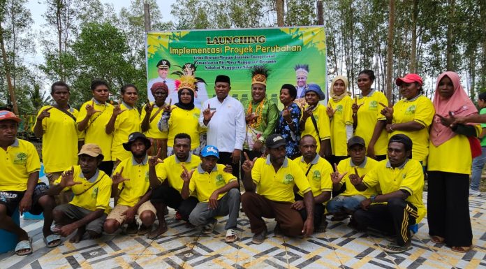 Wabup JL Launching Proyek Perubahan Pemanfaatan Biomassa Mangrove Teluk Bintuni