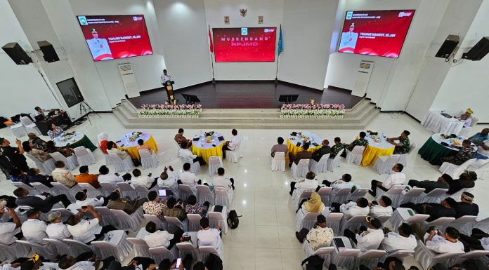 Bupati – Wakil Bupati dan DPRK Teluk Bintuni Terancam Sanksi Tidak Dibayar Hak Keuangannya