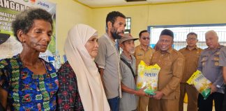 Selenggarakan Gerakan Pangan Murah, Forkopimda Teluk Bintuni Siapkan 40 Ton Beras hingga Natal 2025