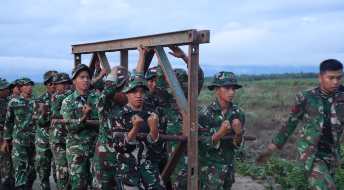 Pemasangan Jembatan Bailey Penghubung Akses Pascabencana Sumbar