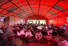 Tak Lagi Beratap Langit, Siswa SD Negeri 2 Lokop Kini Belajar di Tenda Darurat BNPB