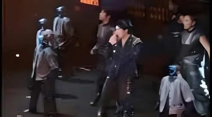 Canggih! Robot Humanoid Unitree G1 Debut Jadi Penari Latar di Konser Wang Leehom